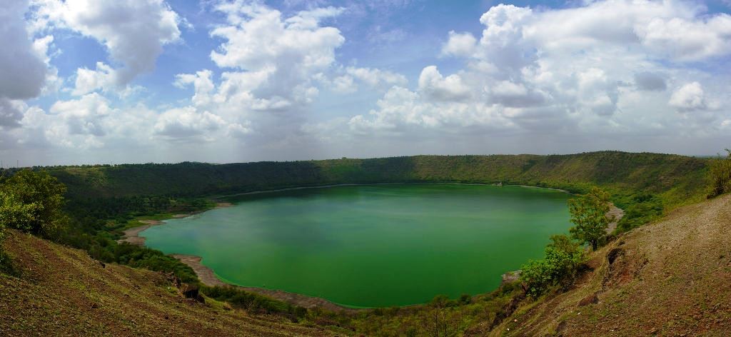 Озеро кратера Лонар