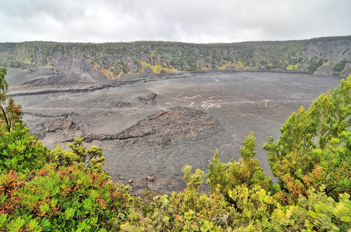 Кальдера Кілауеа в Національному парку вулканів на Великому острові Гаваї