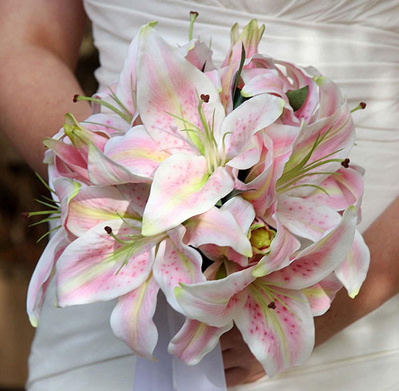 Які квіти можна використовувати на весіллі восени?