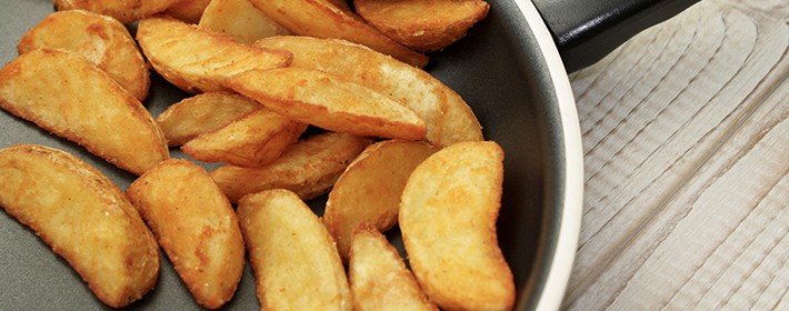 Як приготувати картоплю по-селянськи з хрусткою скоринкою