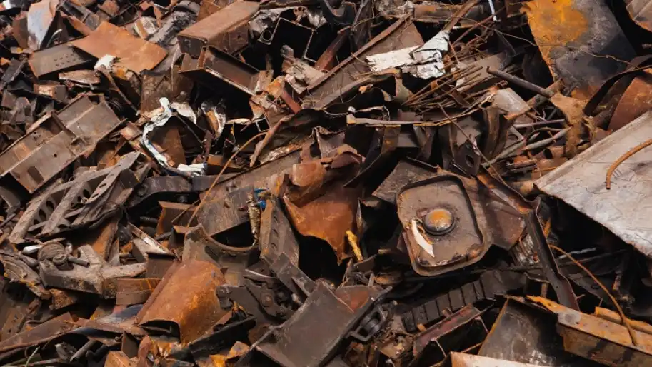 Які переваги пропонує послуга прийому металобрухту