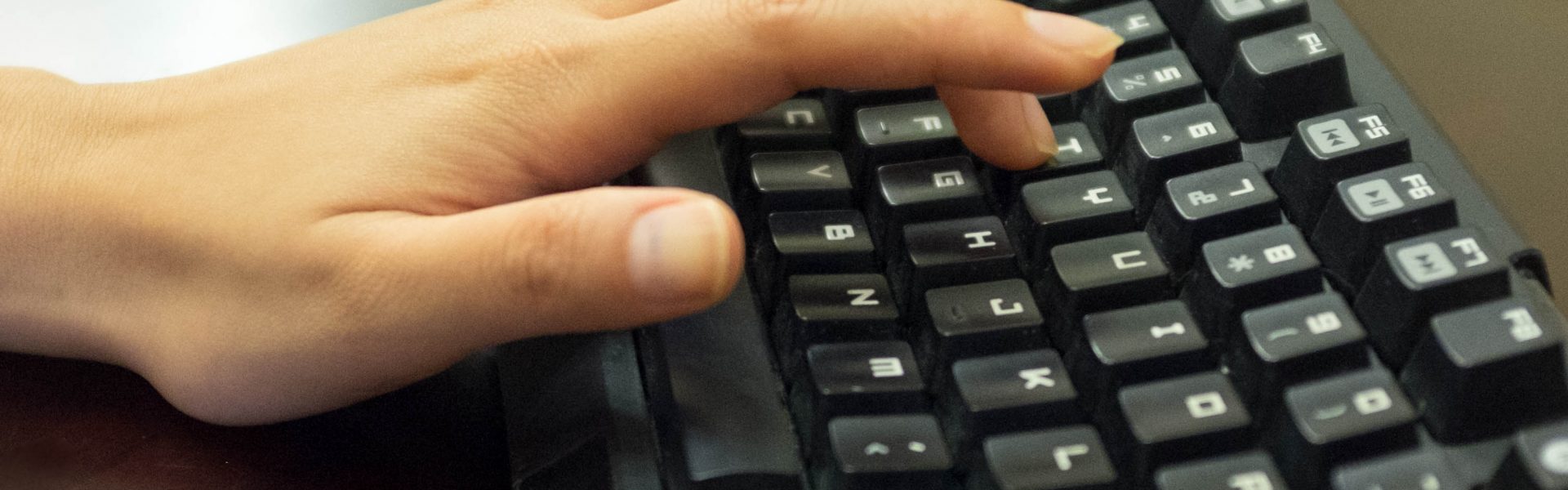 Як замовити публікацію статті у журналі Web of Science (WoS) і не втратити гроші та час