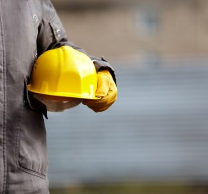 Чому не всі виробництва та склади в Україні здатні адаптуватися до умов війни: кадровий дефіцит і обмеження бізнесу