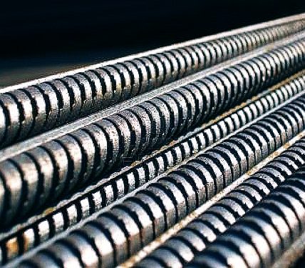 Як правильно гнути арматуру 12 мм для кутів фундаменту, щоб вона не лопнула: інструкція для ідеального каркаса